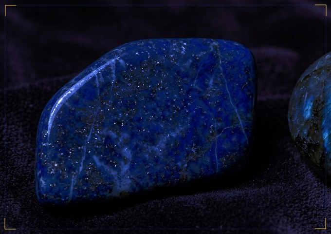 Lapis Lazuli natural mineral specimen